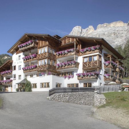 Hotel Ciasa Ai Pini San Cassiano  Dış mekan fotoğraf