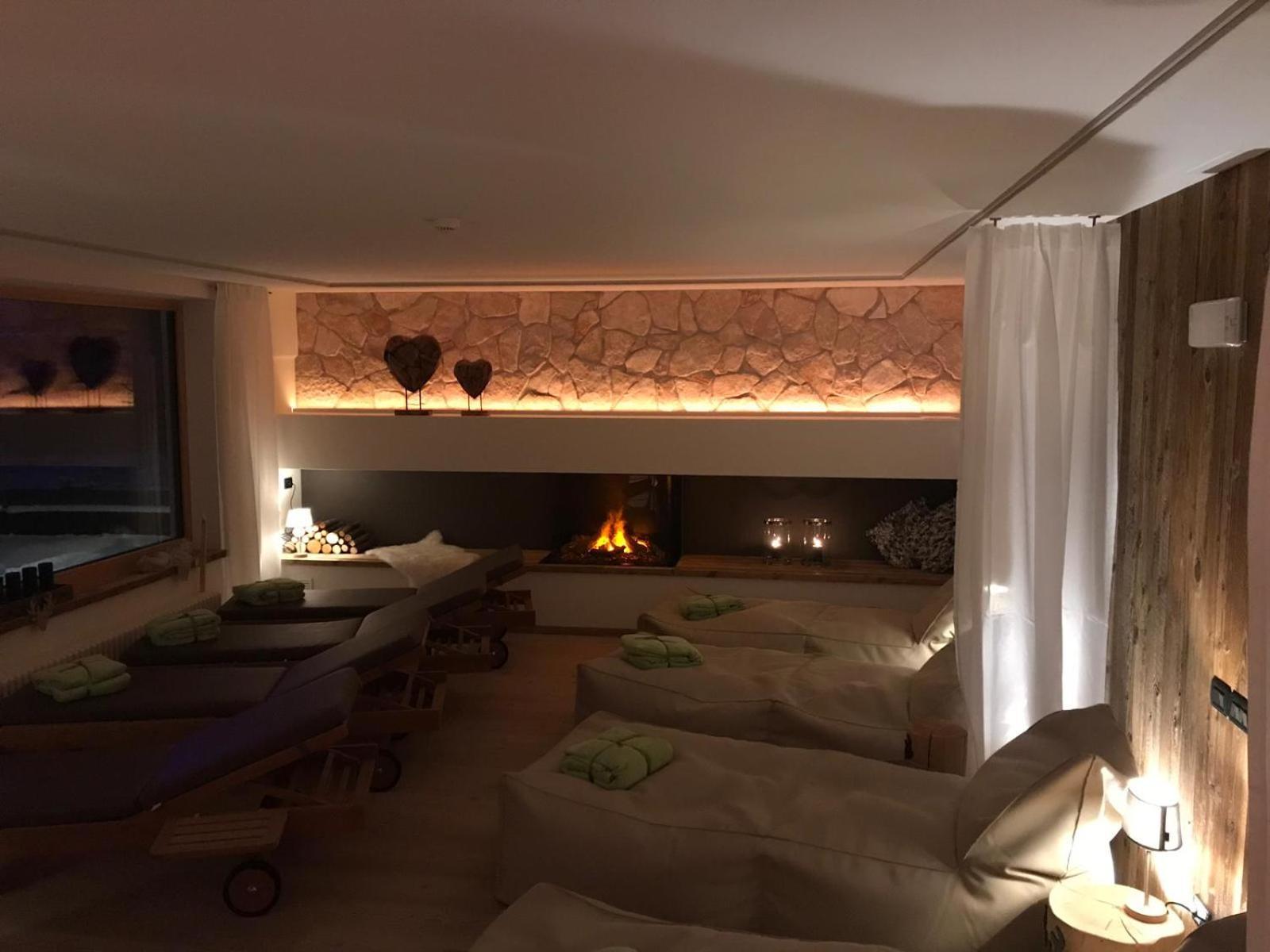 Hotel Ciasa Ai Pini San Cassiano  Dış mekan fotoğraf