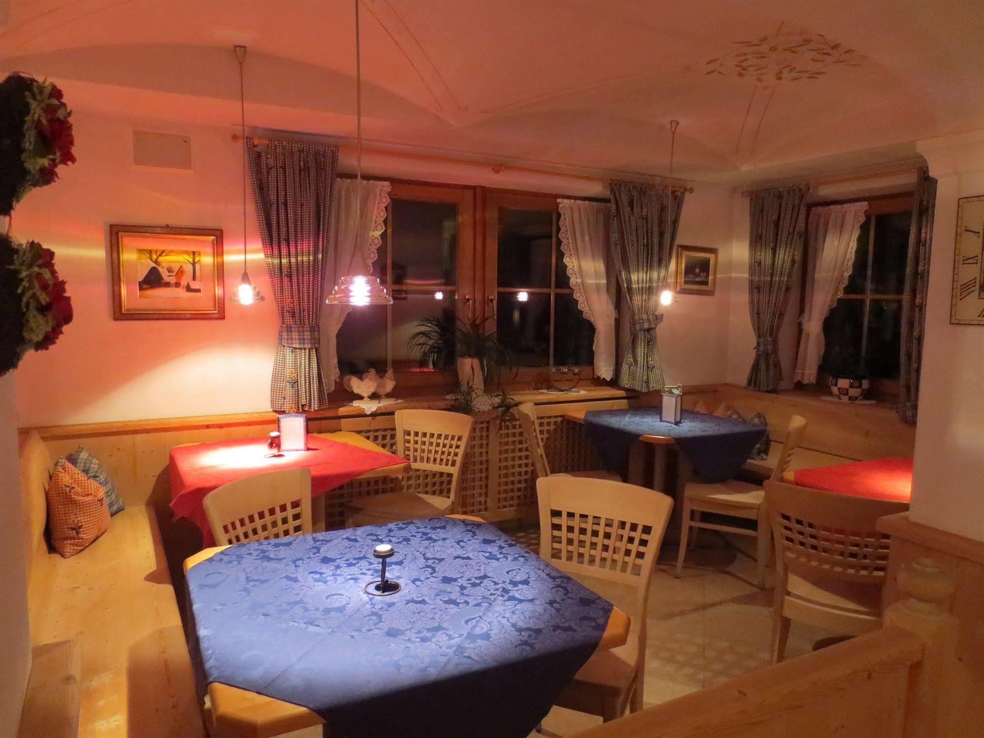 Hotel Ciasa Ai Pini San Cassiano  Dış mekan fotoğraf